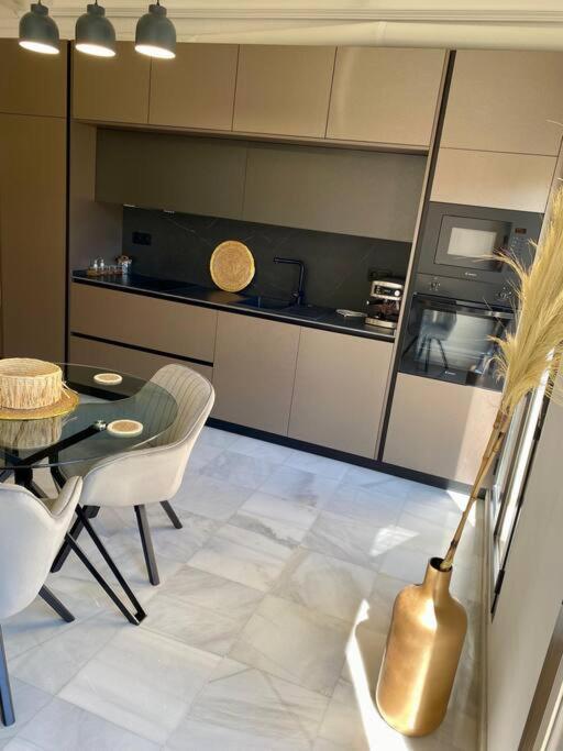Apartment Loft Puerta De Capitulares